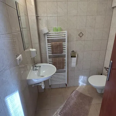 Lindava Vendégház Gidrafa